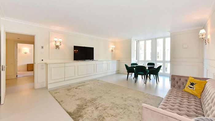 2 Bedroom Apartment To Rent In Coleridge Gardens, London, SW10