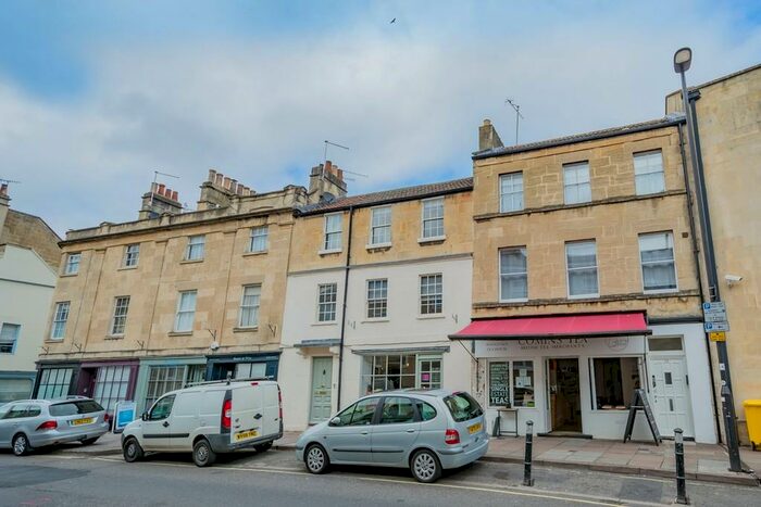 1 Bedroom Apartment To Rent In Monmouth Street, Bath, BA1
