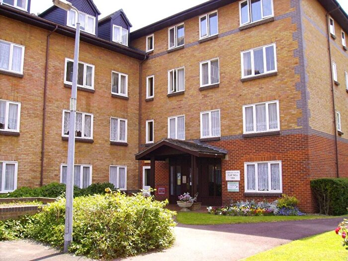 2 Bedroom Apartment For Sale In Barkers Court, Sittingbourne, ME10