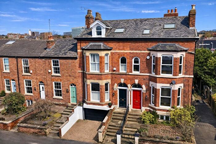 5 Bedroom Terraced House For Sale In Orchard Road, Altrincham, WA15