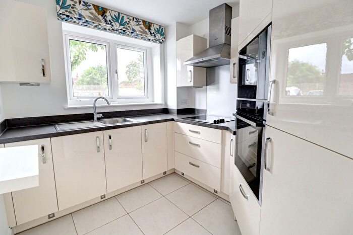 2 Bedroom Flat For Sale In Trinity Place, Beaumont Way, Hazlemere, High Wycombe, HP15