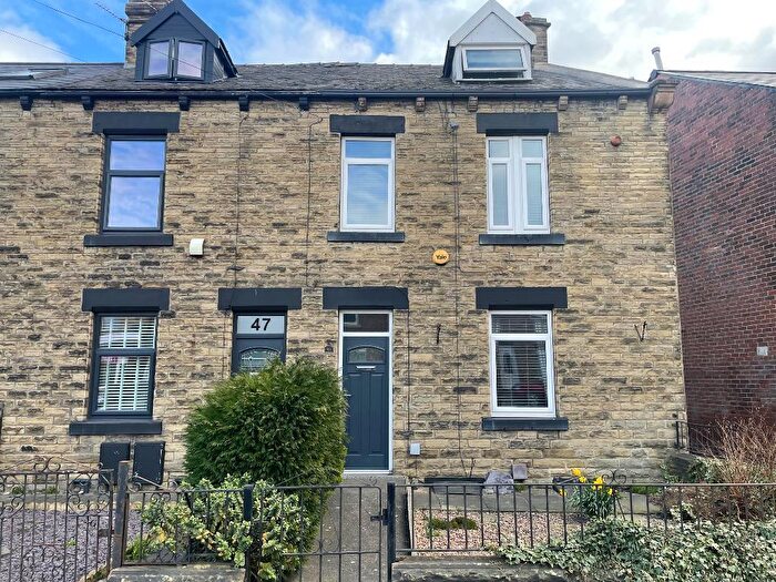3 Bedroom End Of Terrace House For Sale In Sheffield Road, Birdwell, Barnsley, South Yorkshire, S70