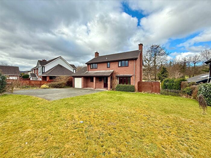 4 Bedroom Detached House For Sale In Guilsfield, Welshpool, Powys, SY21