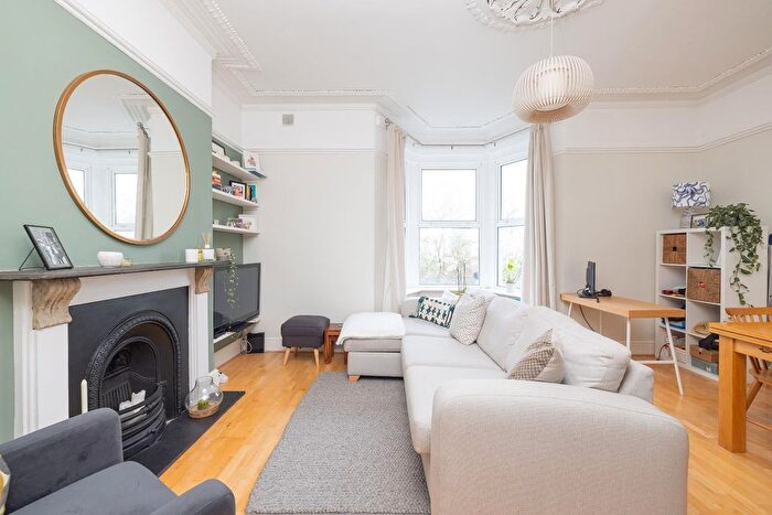 1 Bedroom Flat For Sale In Coronation Road, Southville, BS3