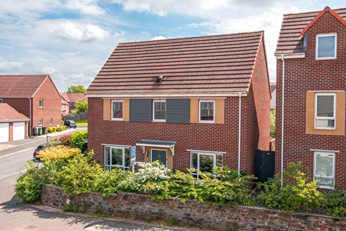 4 Bedroom Detached House For Sale In Staddle Stone Road, Exeter, EX1