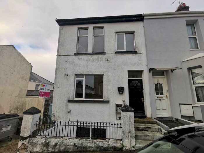 3 Bedroom Maisonette To Rent In Ferndale Avenue, Plymouth, PL2