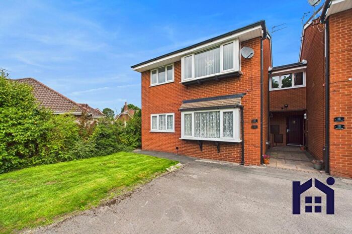 2 Bedroom Flat For Sale In Slater Lane, Leyland, PR26