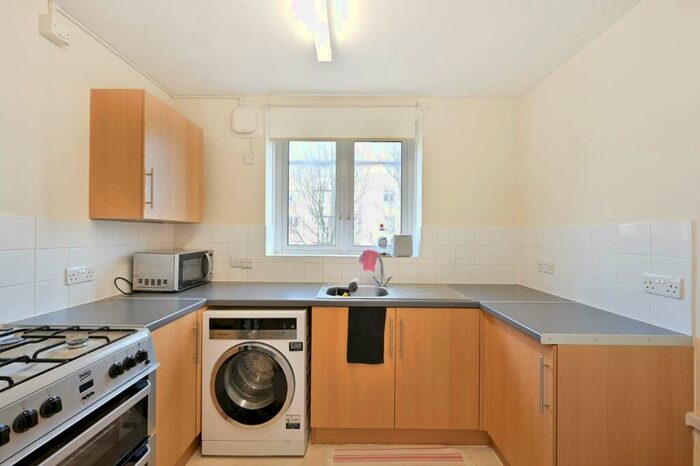 1 Bedroom Flat To Rent In Clapton, Clapton, London, E5