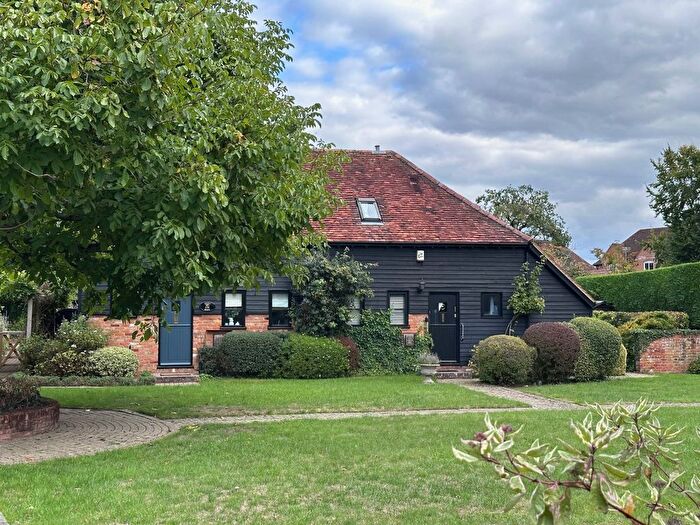2 Bedroom Barn Conversion For Sale In Seeleys Court, Orchard Close, Beaconsfield, Buckinghamshire, HP9