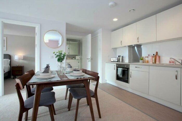 1 Bedroom Apartment To Rent In Ingram Row, Leeds, West Yorkshire, LS11