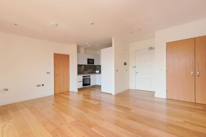 2 Bedroom Flat To Rent In The Norton, John Harrison Way, Lower Riverside, Greenwich Peninsula, SE10