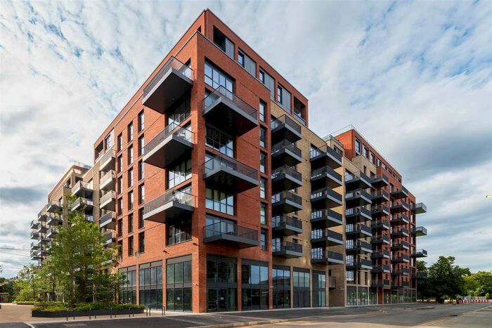 3 Bedroom Flat To Rent In Ashley Road, London, N17