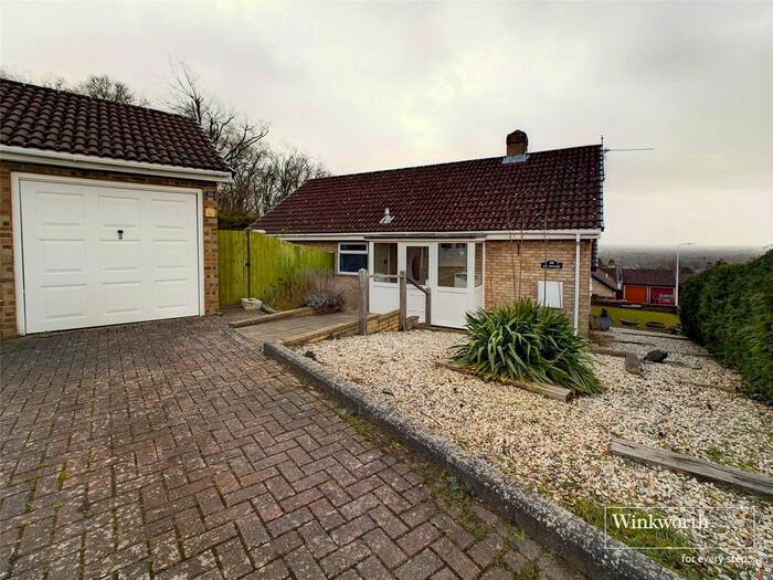 3 Bedroom Bungalow To Rent In Bay Tree Rise, Calcot, Reading, Berkshire, RG31