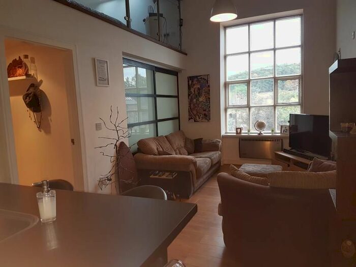 2 Bedroom Flat To Rent In The Park, Kirkburton, Huddersfield, HD8