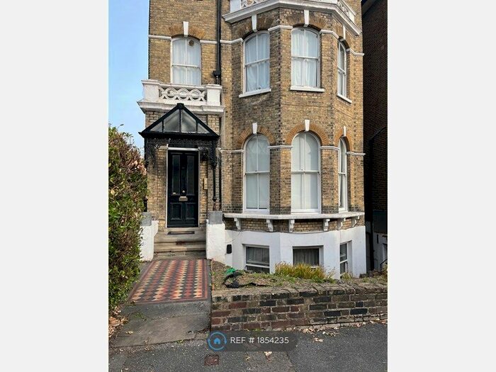 1 Bedroom Flat To Rent In Blackheath, London, SE3