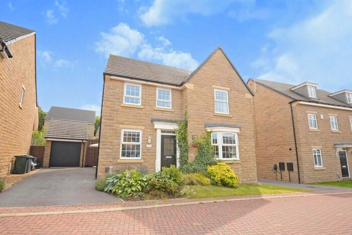 5 Bedroom Property To Rent In Castle Stead Crescent, Cullingworth, Bradford, BD13