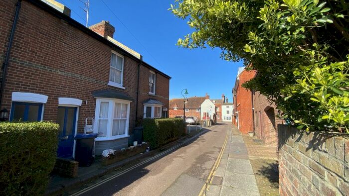 4 Bedroom Property To Rent In St. Johns Lane, Canterbury, CT1