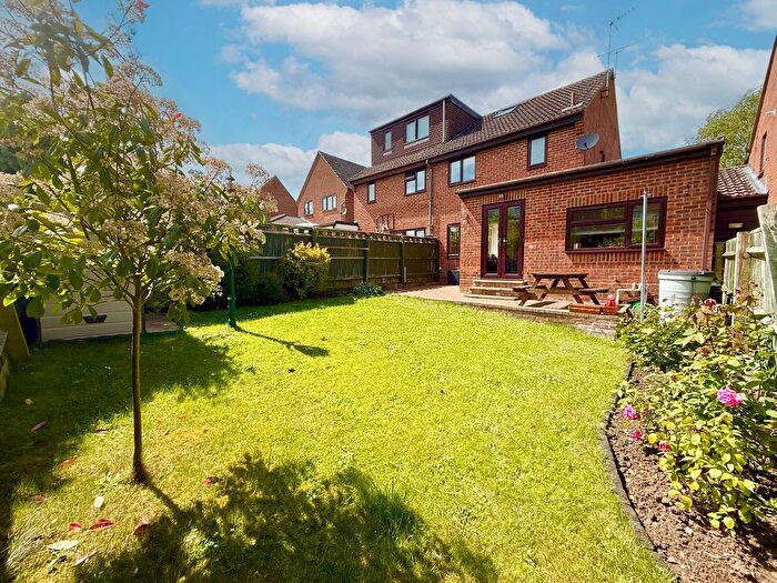 4 Bedroom Semi-Detached House For Sale In North Close, Drayton Parslow, MK17