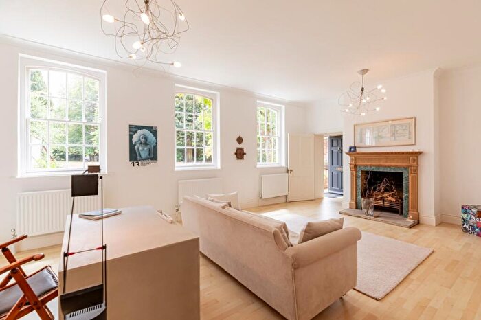 3 Bedroom House For Sale In Main Street, West Ilsley, Newbury, Berkshire, RG20