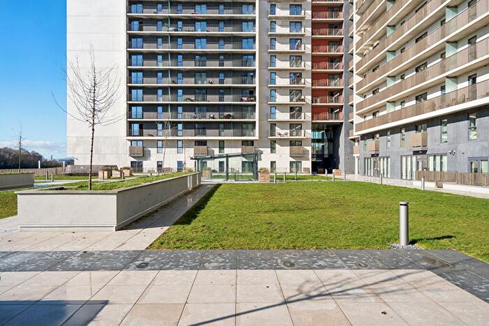 2 Bedroom Flat For Sale In Glasgow Harbour Terraces, Glasgow Harbour, G11