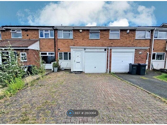 3 Bedroom Terraced House To Rent In Clandon Close, Birmingham, B14