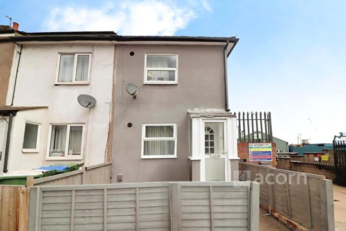 2 Bedroom End Of Terrace House To Rent In Manor Road Erith, DA8