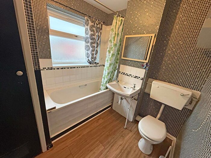 1 Bedroom Flat To Rent In Http://example.com, NE29