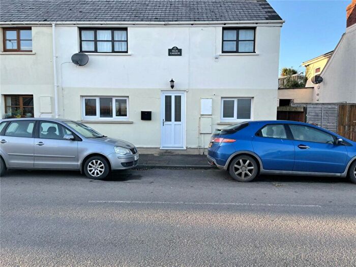 1 Bedroom Flat For Sale In Felin Gardens, High Street, Bancyfelin, Carmarthen, SA33