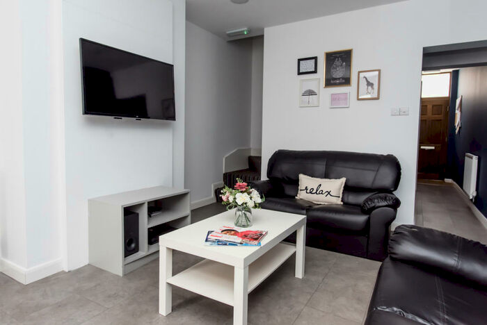 4 Bedroom House To Rent In Spencer Road, ST4