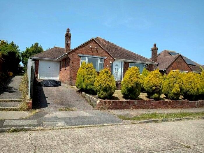 2 Bedroom Bungalow To Rent In Laburnum Gardens, Bexhill-On-Sea, TN40