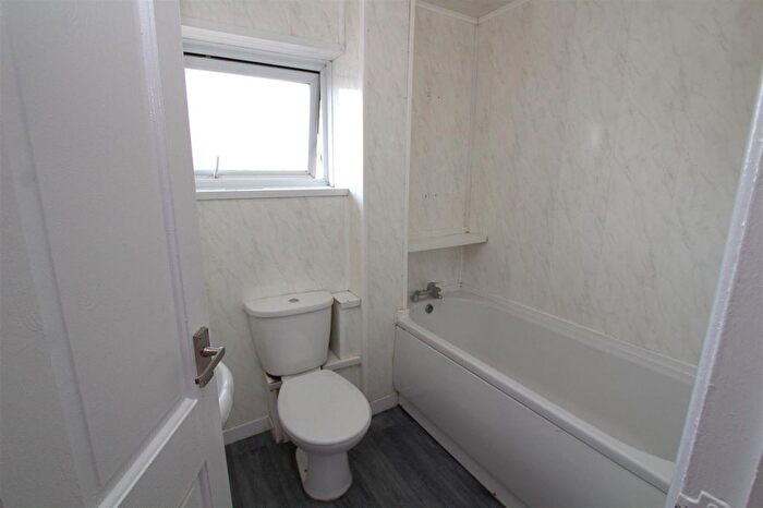 3 Bedroom Terraced House To Rent In Epsom Avenue, Middlesbrough, TS4