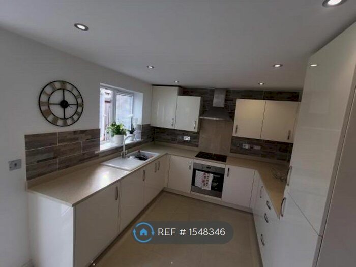 3 Bedroom Semi-Detached House To Rent In Marrow Drive, Liverpool, L7