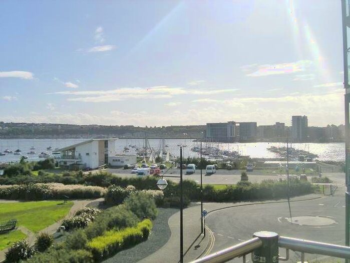 1 Bedroom Apartment To Rent In Lacuna, , Windsor Esplanade, Cardiff, South Glamorgan, CF10