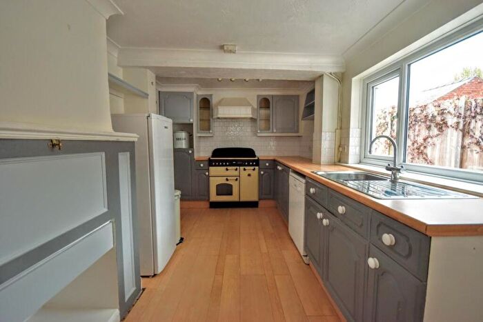 3 Bedroom End Of Terrace House For Sale In Newmarket, Louth, LN11