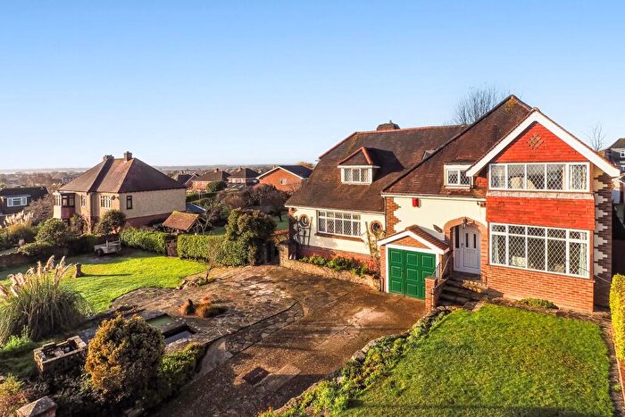 4 Bedroom Detached House For Sale In Hill Road, Portchester, PO16