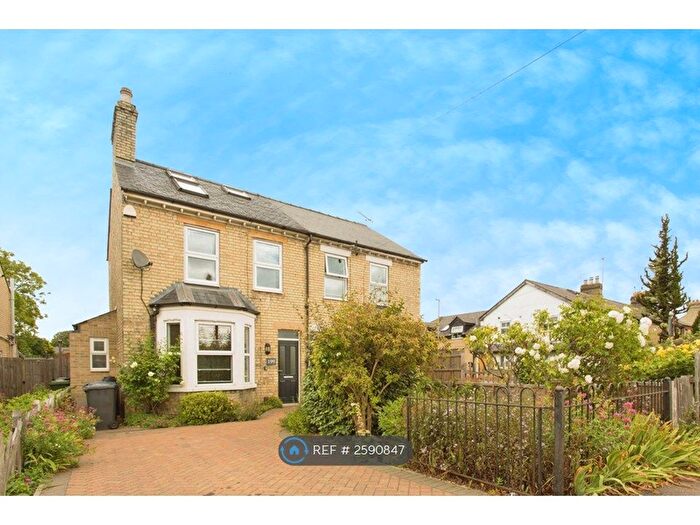4 Bedroom Semi-Detached House To Rent In Cherry Hinton Road, Cambridge, CB1