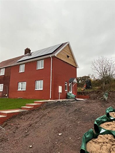 3 Bedroom Semi Detached House For Sale In Brynmefys, Llanelli, SA15