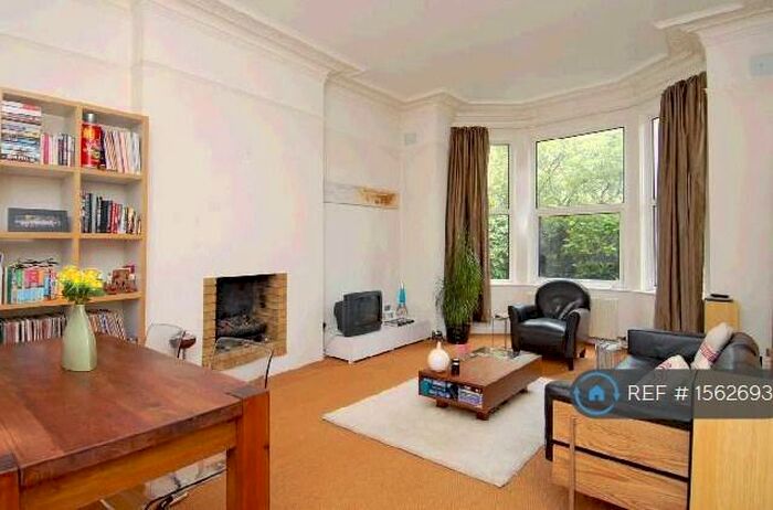 1 Bedroom Flat To Rent In Cavendish Rd, London, SW12