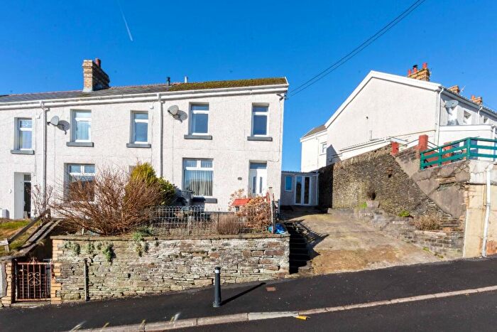 3 Bedroom Terraced House To Rent In Pleasant View, Bedlinog, Treharris, CF46