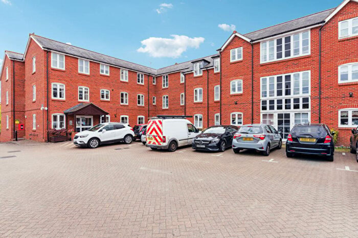2 Bedroom Retirement Property For Sale In Paynes Park, Hitchin, SG5