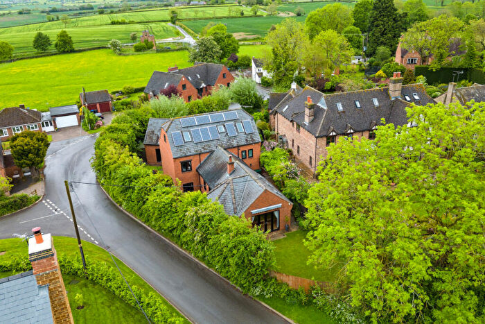 6 Bedroom Detached House For Sale In Vicarage Road, Flecknoe, CV23