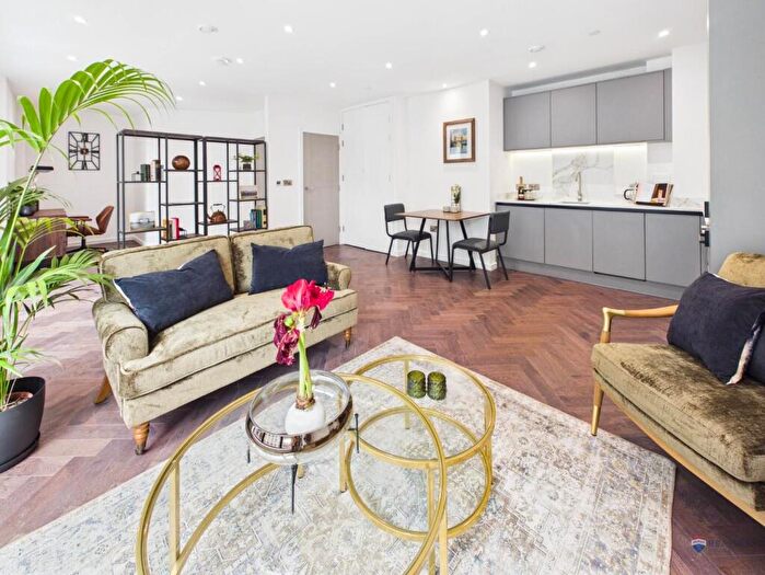 1 Bedroom Apartment For Sale In Fortress House, Minories, EC3