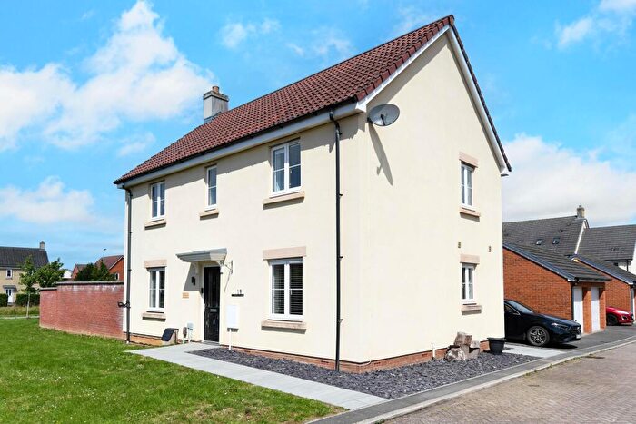 4 Bedroom Detached House For Sale In Godley Lane, Trowbridge, Wiltshire, BA14