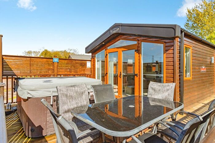 3 Bedroom Property For Sale In Chudleigh, Newton Abbot, Devon, TQ13