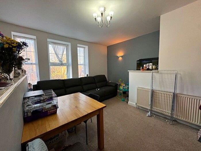2 Bedroom Flat For Sale In Avonmouth Road, Avonmouth, Bristol, BS11