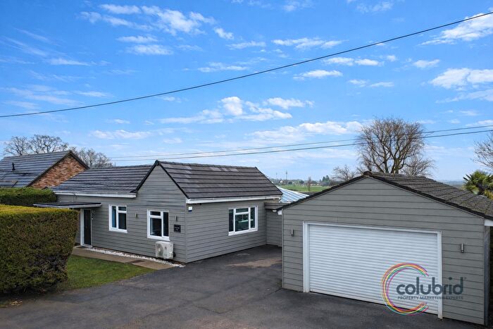 4 Bedroom Detached Bungalow For Sale In Hertford Drive, Fobbing, SS17