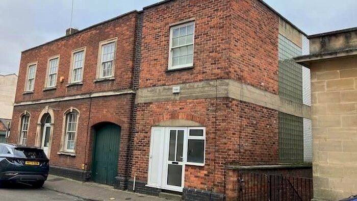 2 Bedroom Flat To Rent In Russell Street, Gloucester, GL1