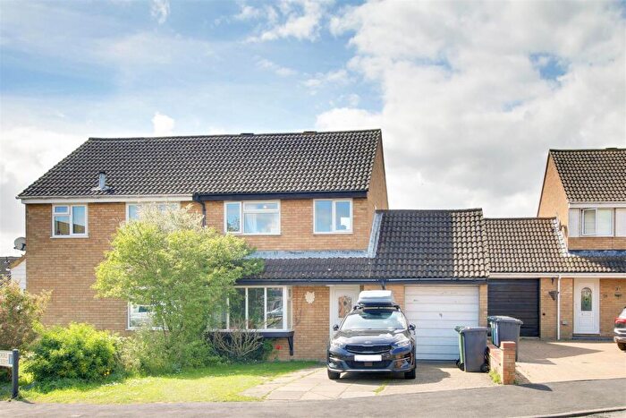 3 Bedroom Semi-Detached House For Sale In Burleigh Road, St. Ives, PE27