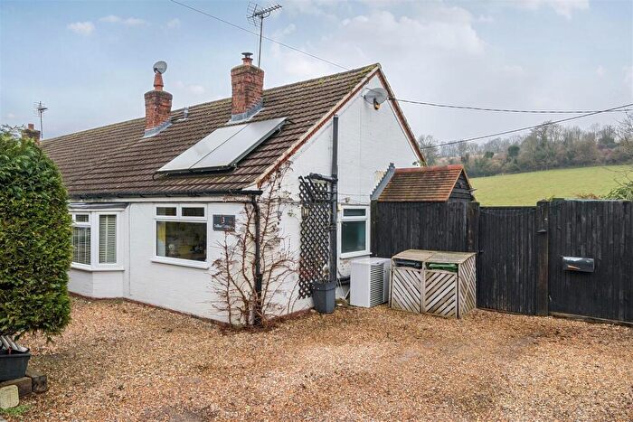 3 Bedroom Cottage For Sale In Langrish, Petersfield, Hampshire, GU32