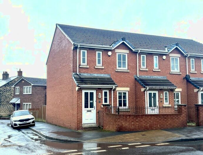 3 Bedroom Town House To Rent In Old Crown Gardens, Great Houghton, Barnsley, S72